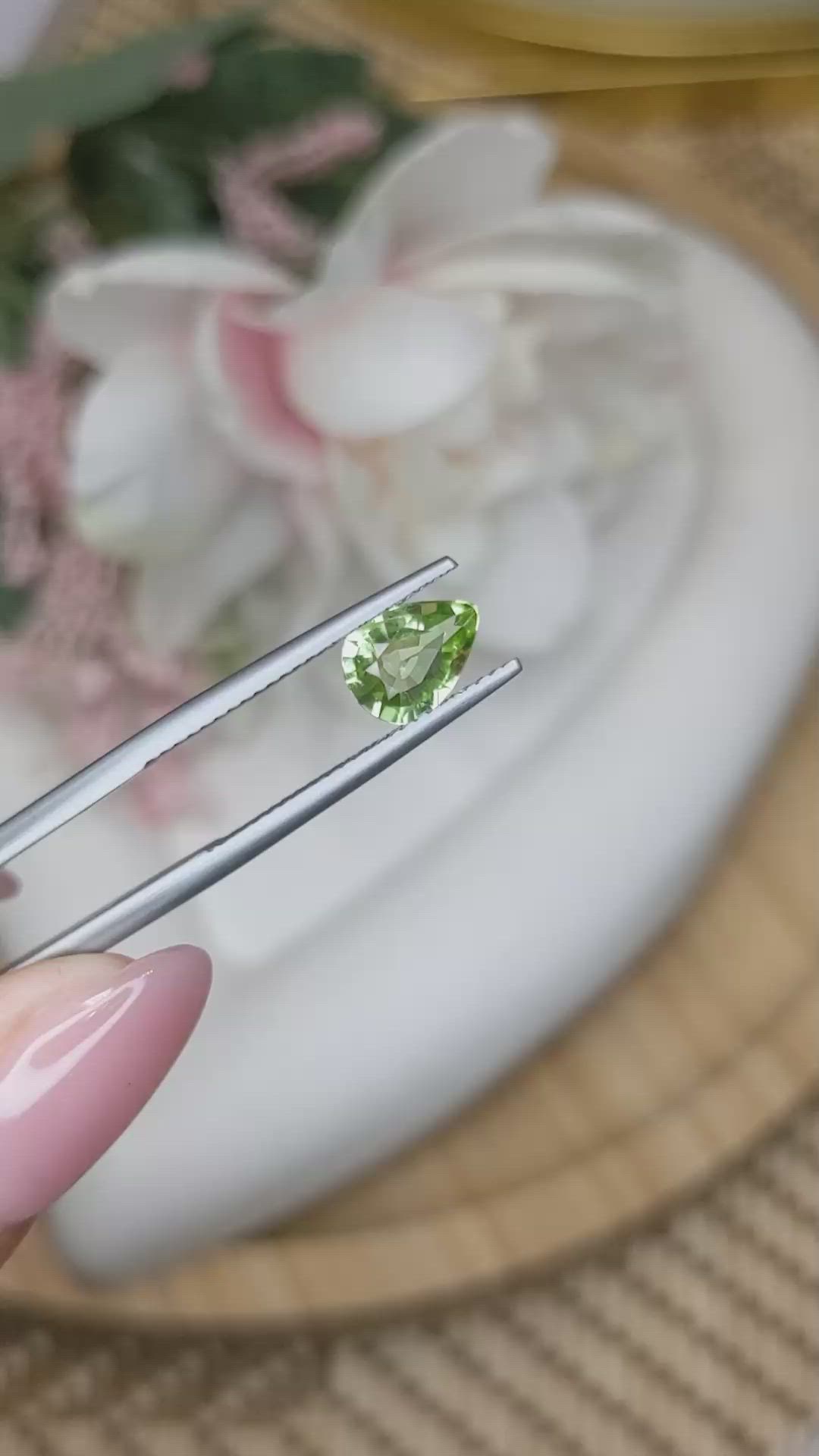 1.08 Ct. Green (Lime Green) Peridot from Pakistan Size Video