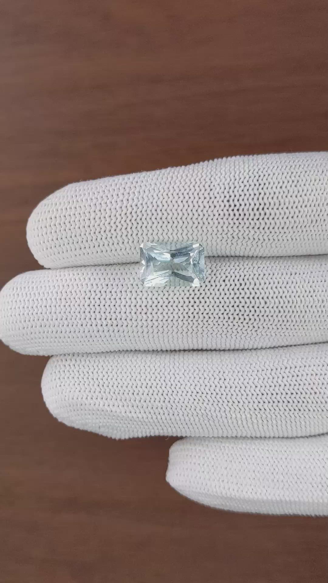 3.87 Ct. Greenish Blue Beryl from Ceylon (Sri Lanka) Size Video