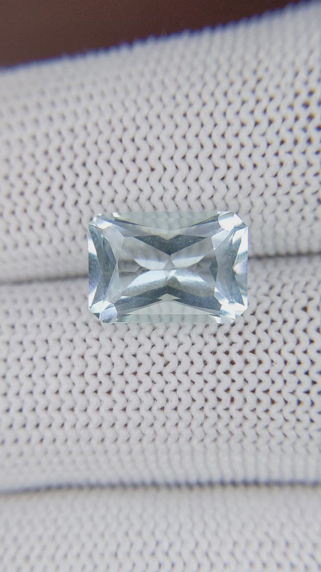 3.87 Ct. Greenish Blue Beryl from Ceylon (Sri Lanka) Size Video