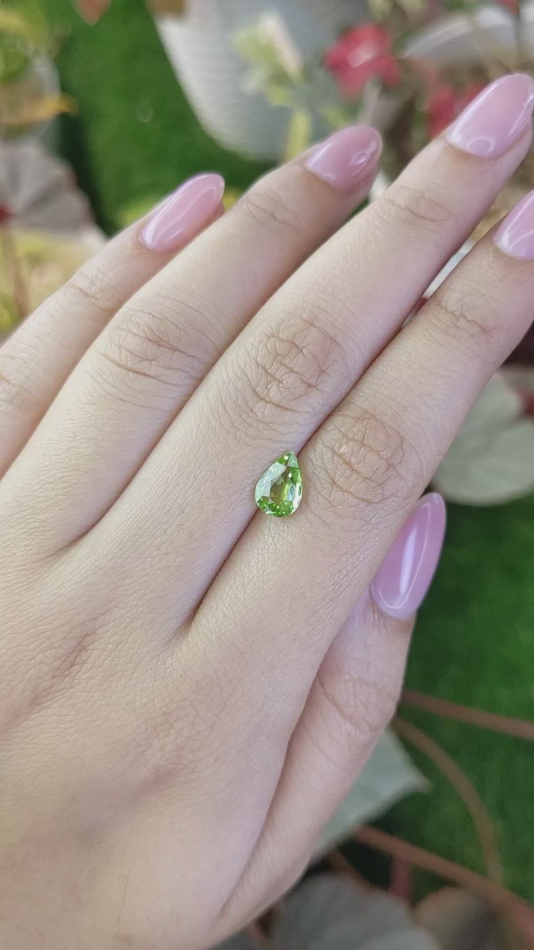 1.06 Ct. Green (Lime Green) Peridot from Pakistan Size Video