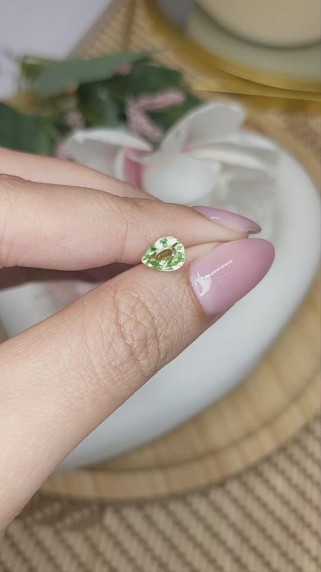 1.03 Ct. Green (Lime Green) Peridot from Pakistan Size Video