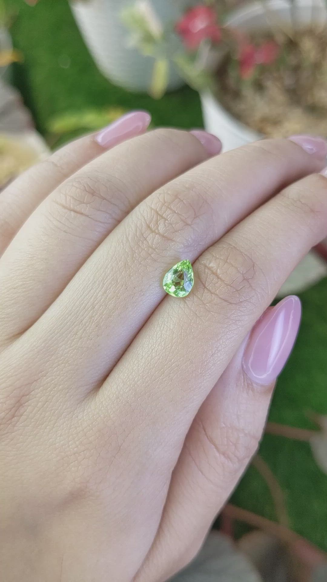 1.03 Ct. Green (Lime Green) Peridot from Pakistan Size Video