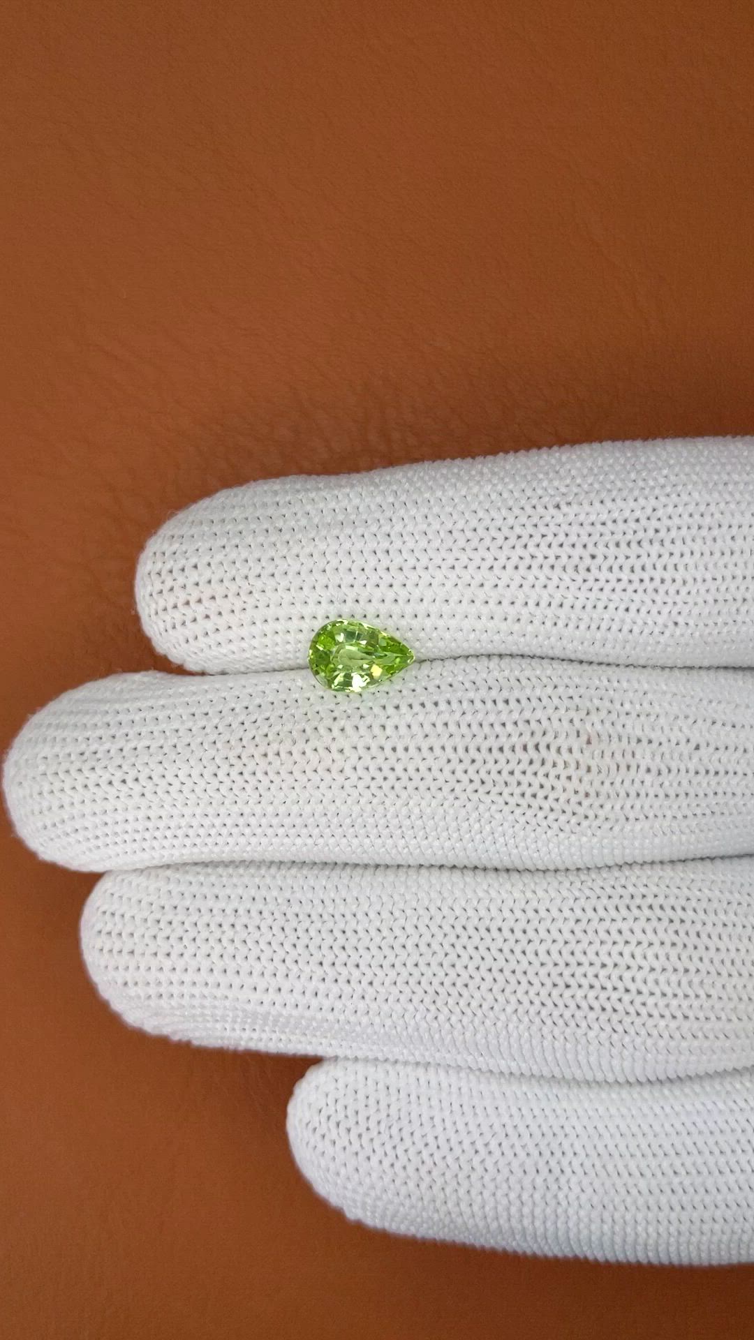 1.27 Ct. Green (Lime Green) Peridot from Pakistan Size Video