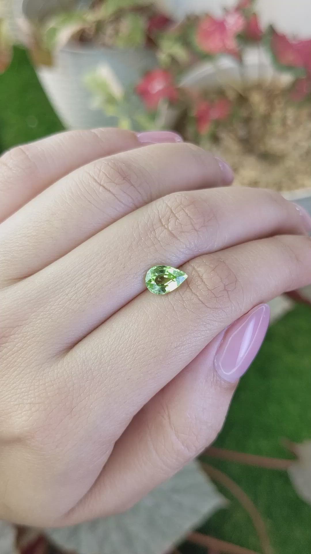 1.27 Ct. Green (Lime Green) Peridot from Pakistan Size Video