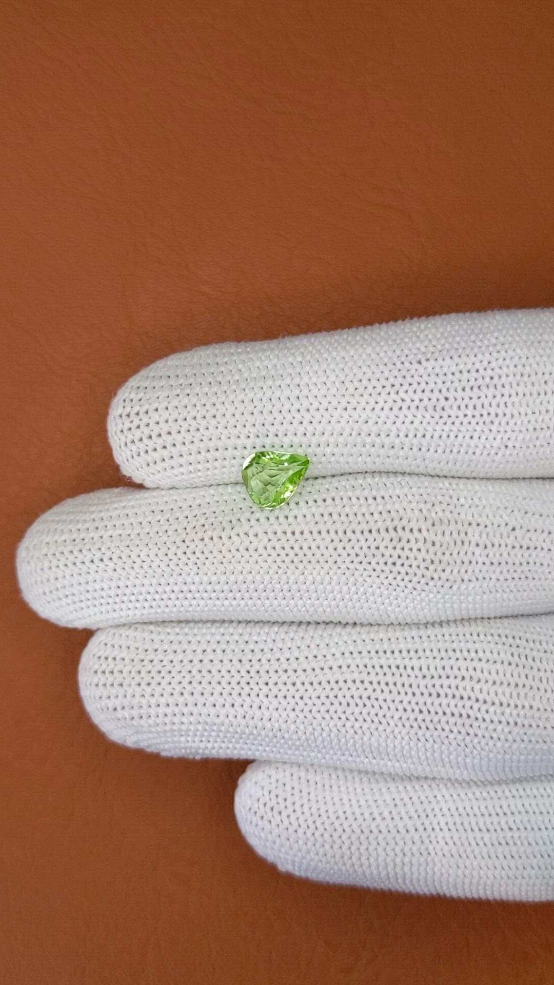 1.05 Ct. Green (Lime Green) Peridot from Pakistan Size Video