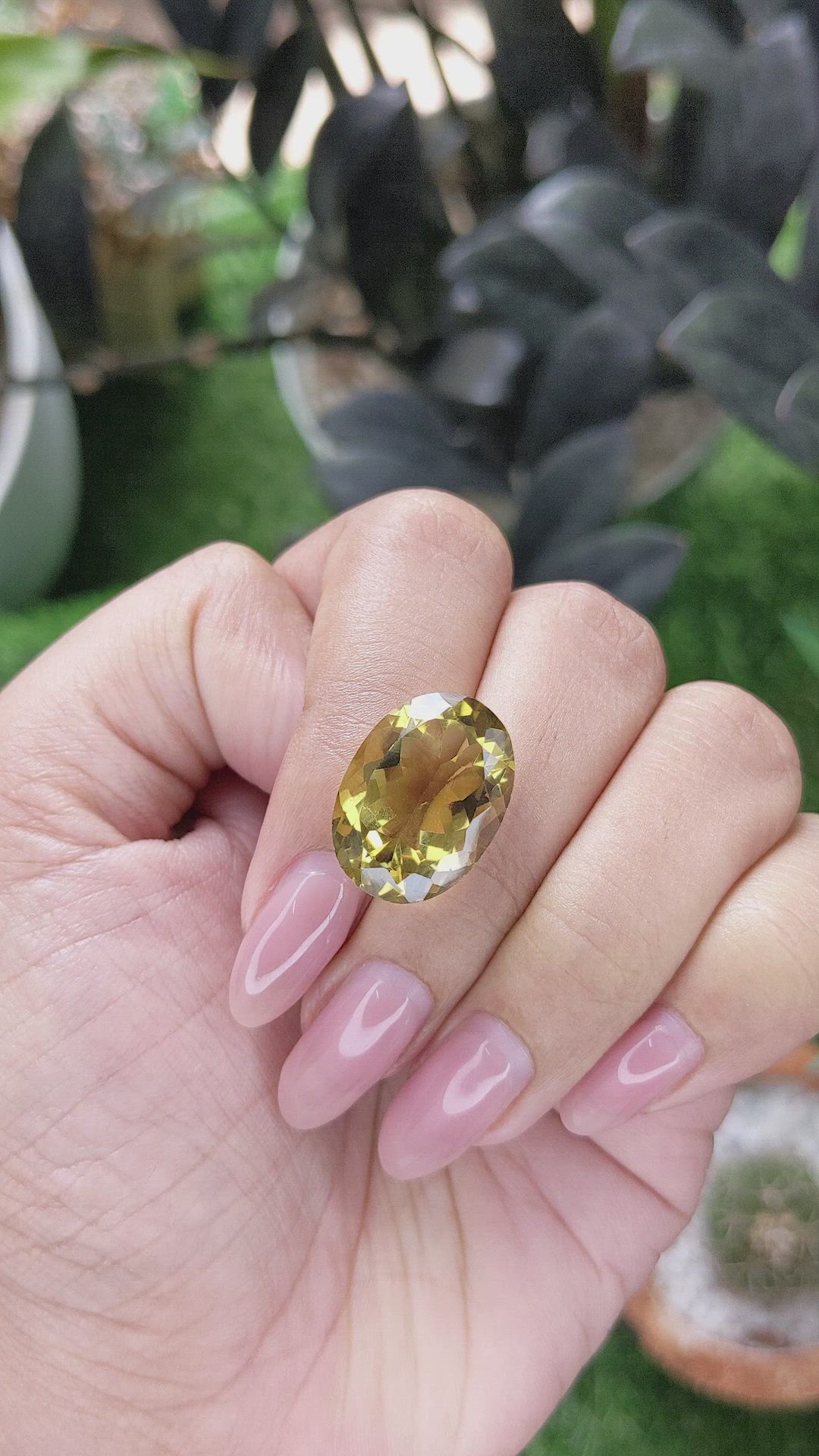 12.83 Ct. Greenish Yellow Citrine from Ceylon (Sri Lanka) Size Video