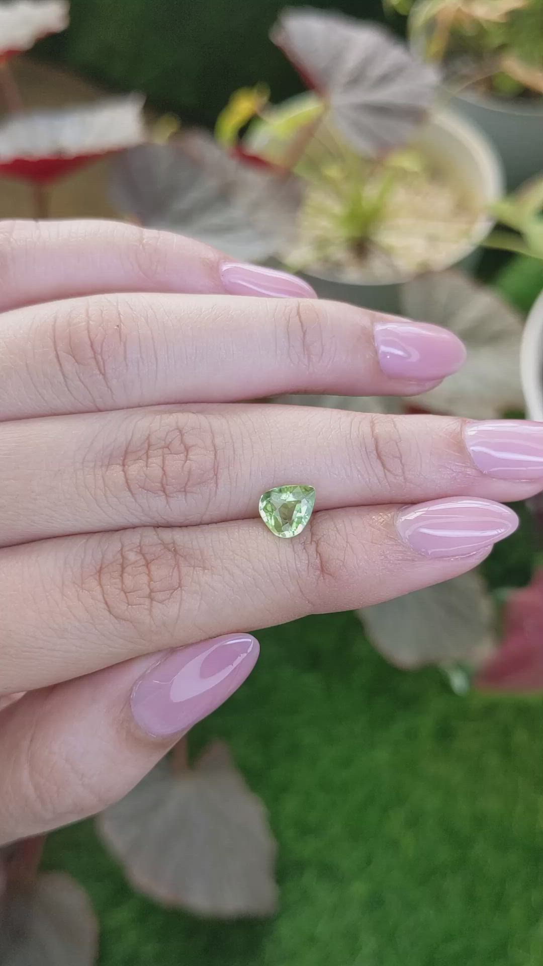 1.06 Ct. Yellowish Green Peridot from Pakistan Size Video