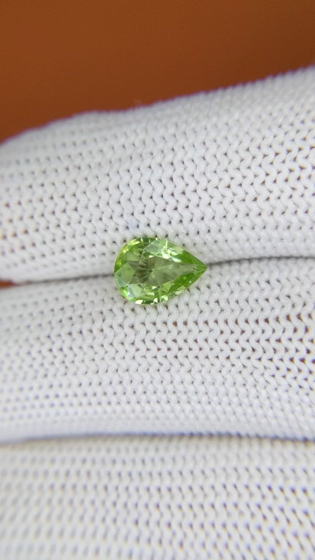 1.35 Ct. Yellowish Green Peridot from Pakistan Size Video