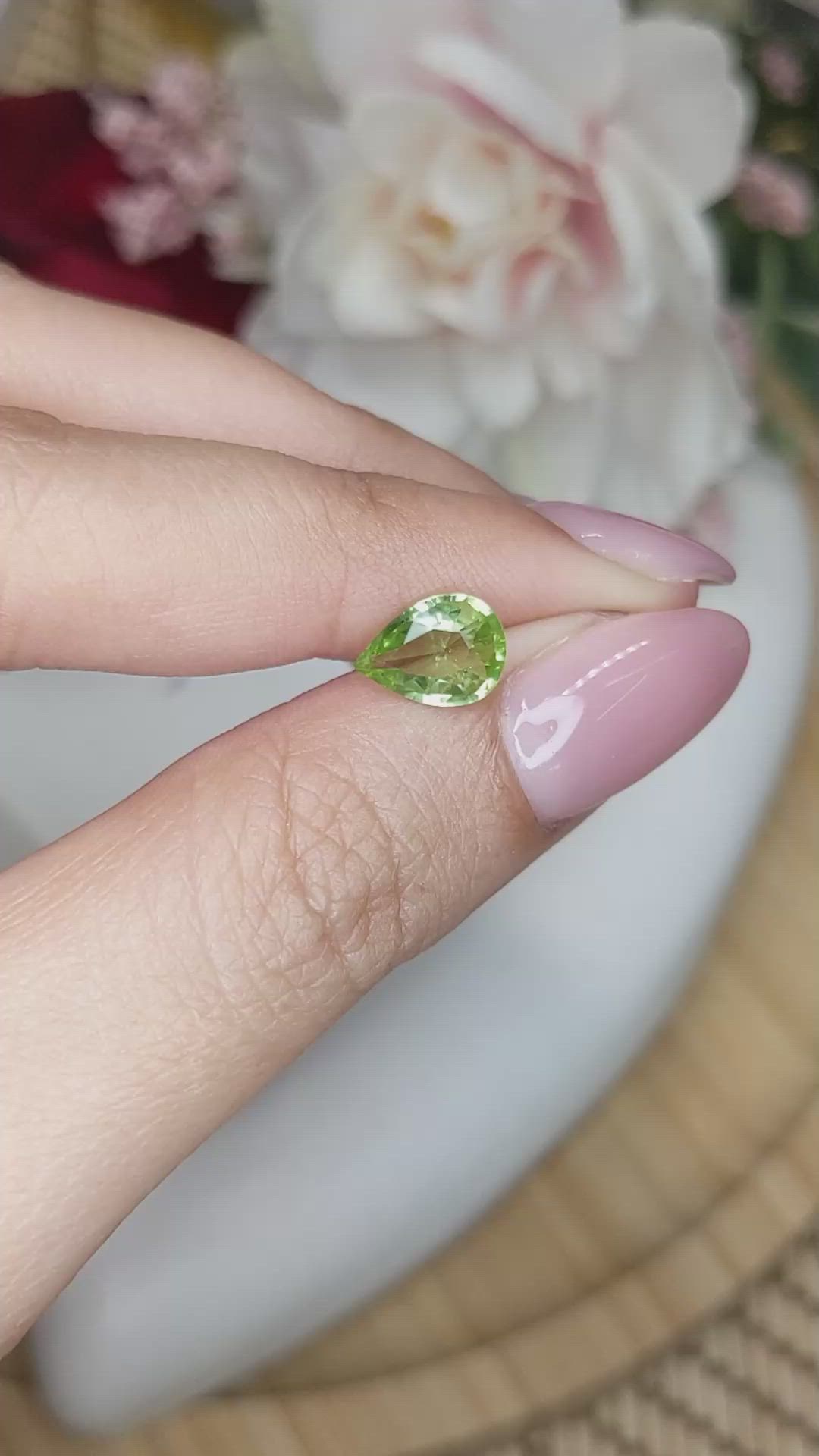 1.35 Ct. Yellowish Green Peridot from Pakistan Size Video