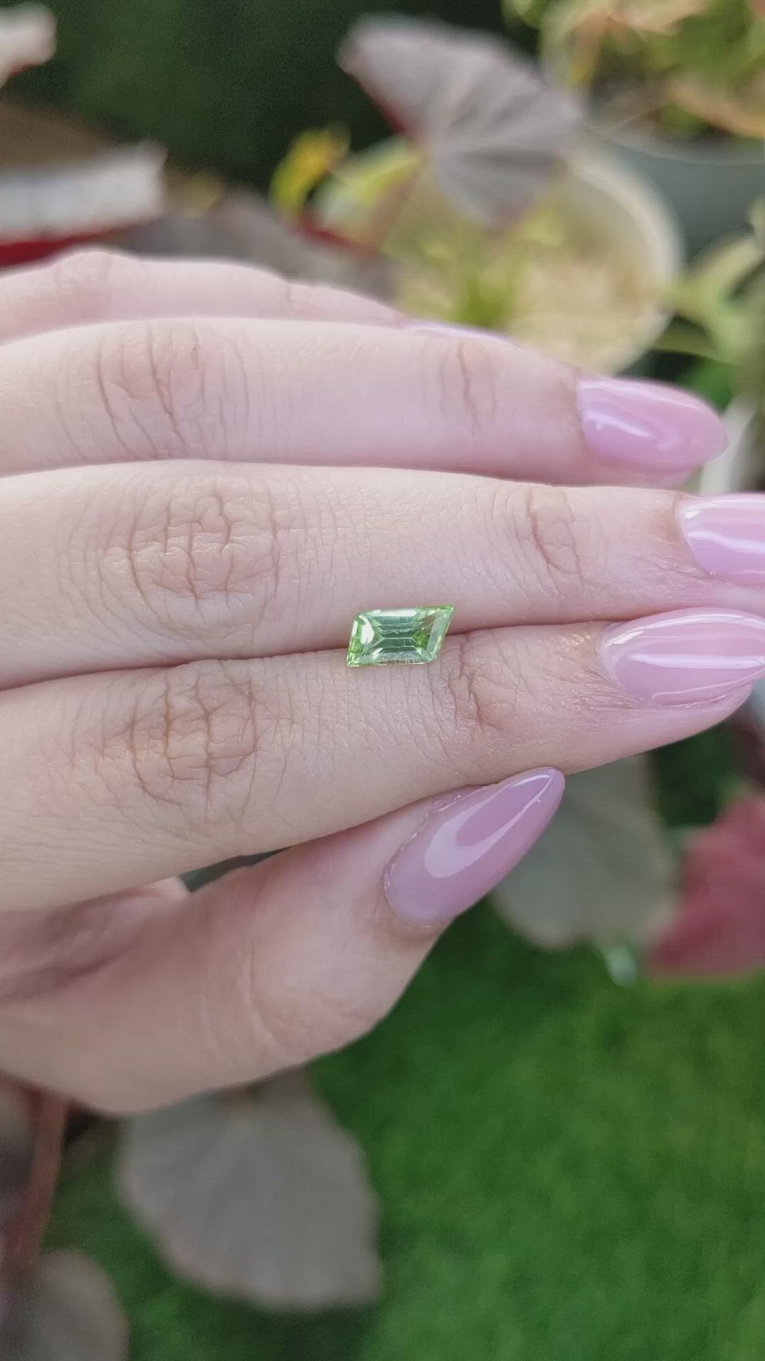 1.03 Ct. Yellowish Green Peridot from Pakistan Size Video