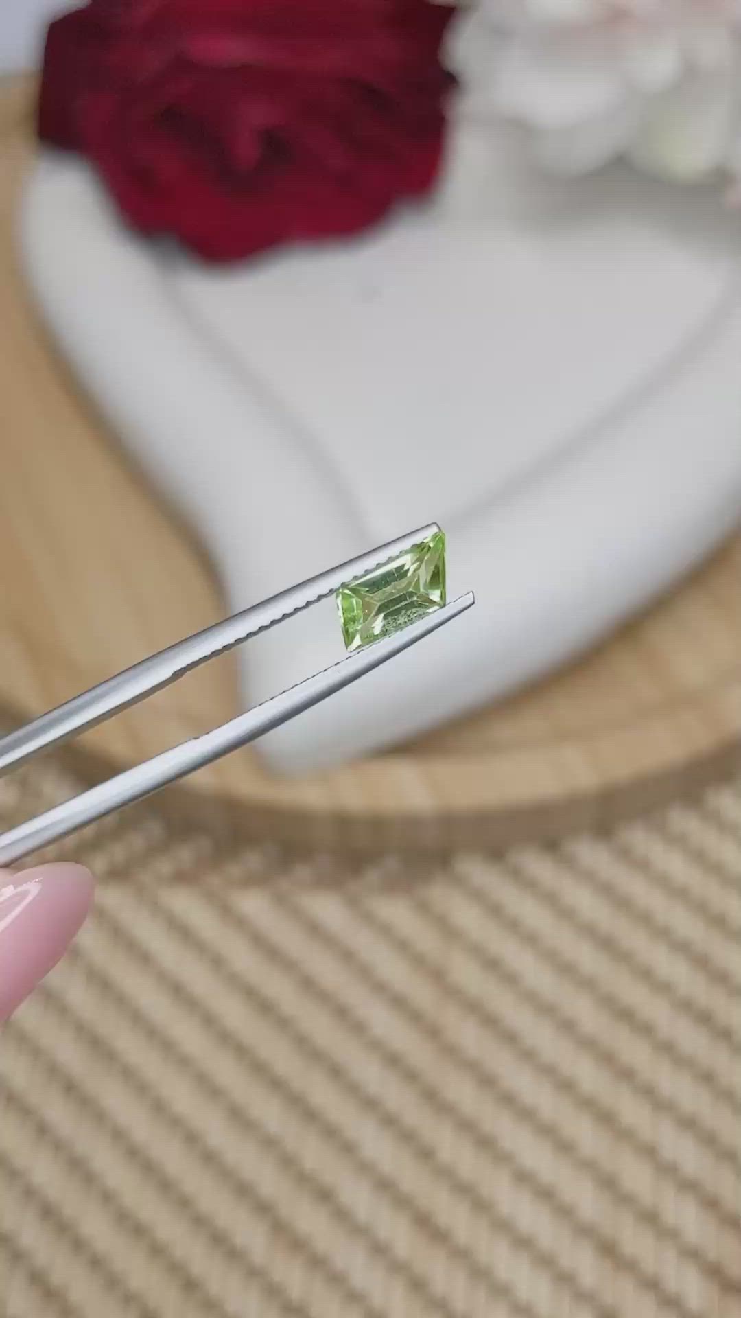 1.03 Ct. Yellowish Green Peridot from Pakistan Size Video