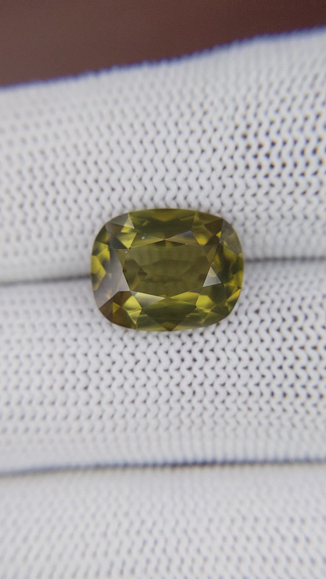 8.04 Ct. Yellowish Green Zircon from Ceylon (Sri Lanka) Size Video