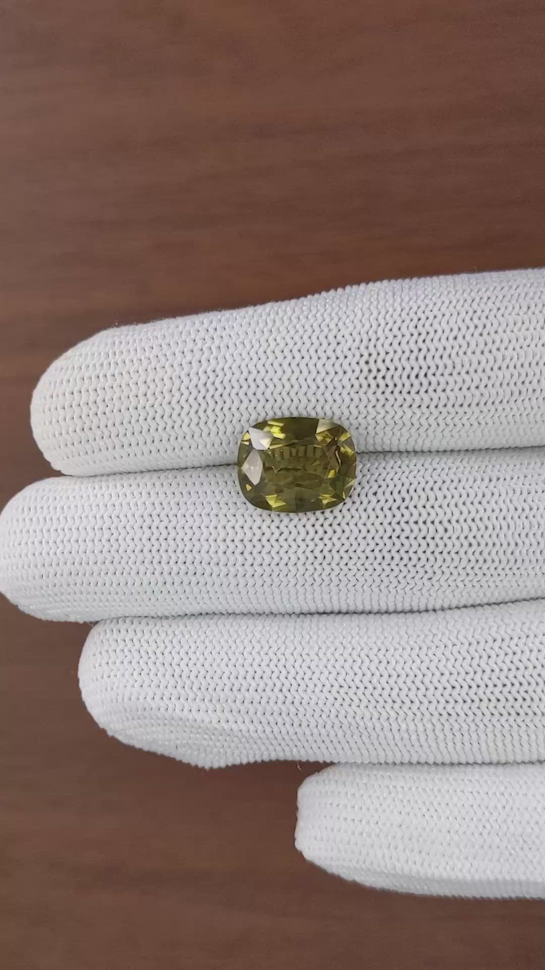8.04 Ct. Yellowish Green Zircon from Ceylon (Sri Lanka) Size Video