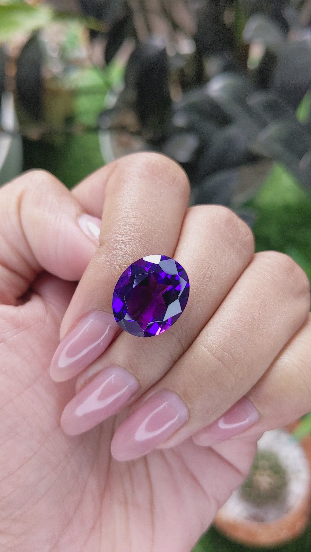 8.80 Ct. Purple Amethyst from Ceylon (Sri Lanka) Size Video
