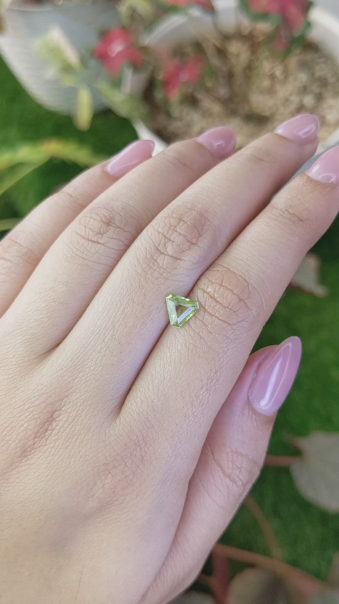 0.67 Ct. Green (Lime Green) Peridot from Pakistan Size Video