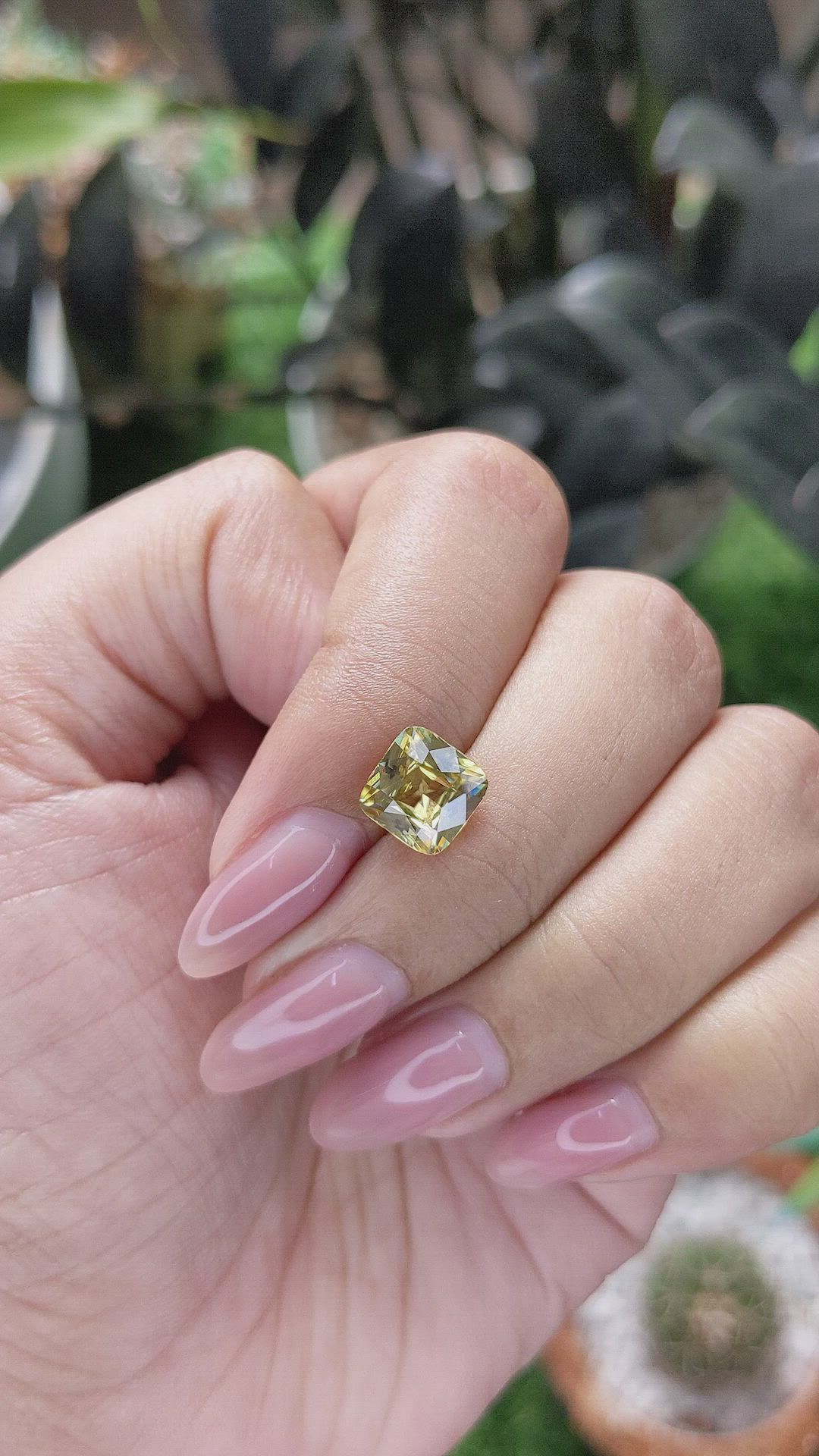 3.07 Ct. Brownish Yellow Zircon from Ceylon (Sri Lanka) Size Video