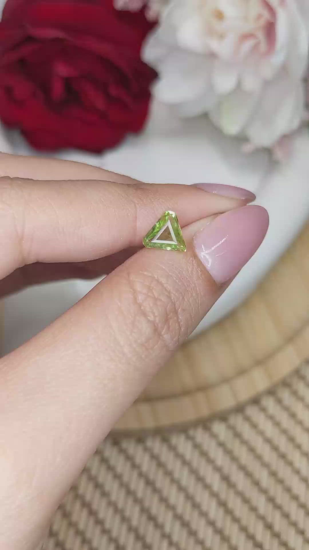 0.84 Ct. Green (Lime Green) Peridot from Pakistan Size Video