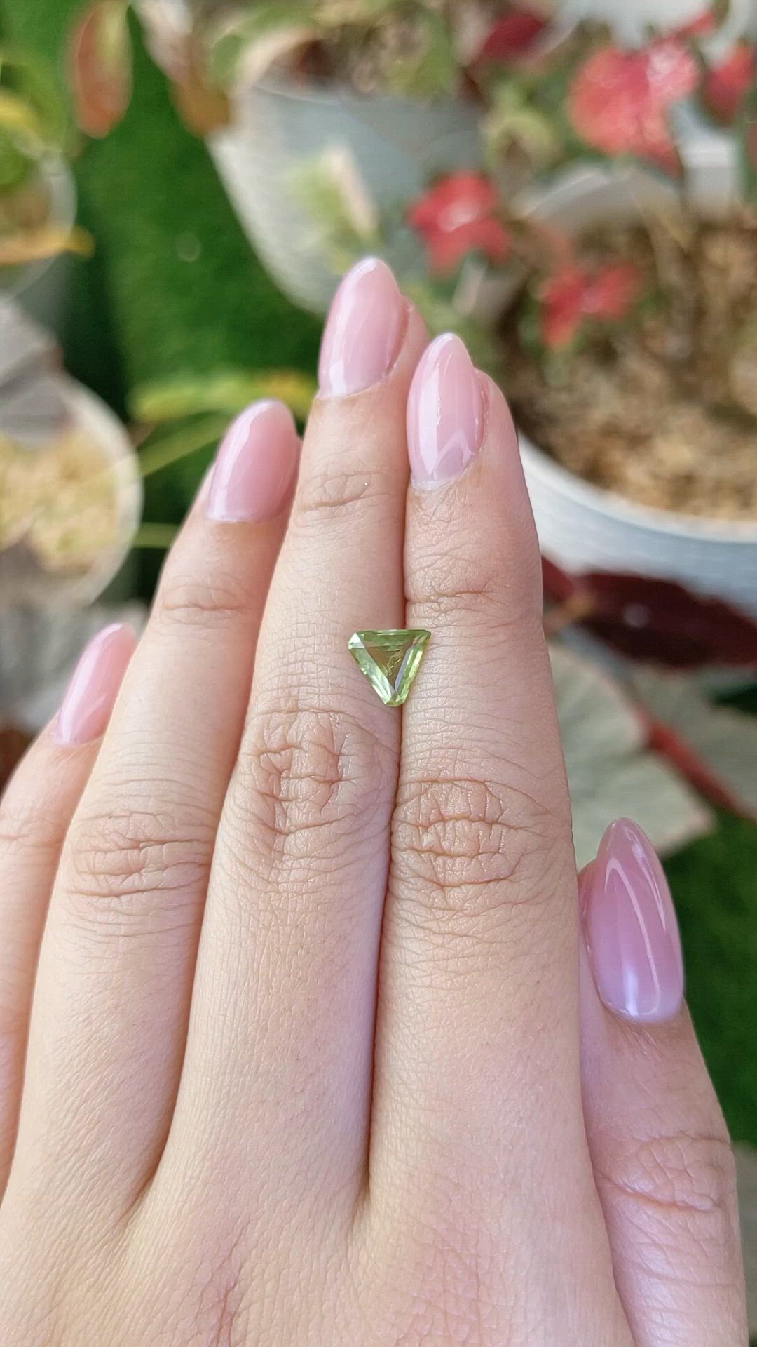 0.84 Ct. Green (Lime Green) Peridot from Pakistan Size Video