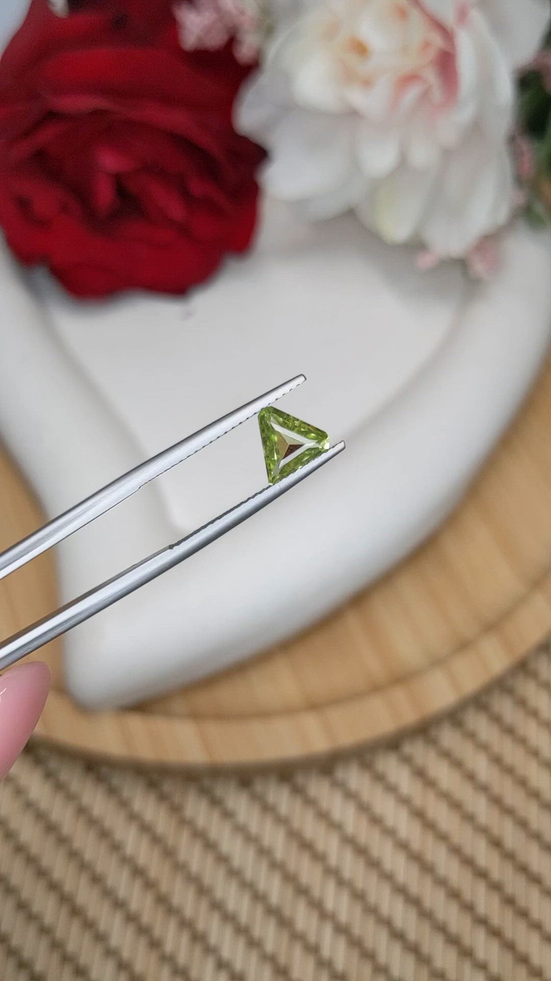 0.84 Ct. Green (Lime Green) Peridot from Pakistan Size Video