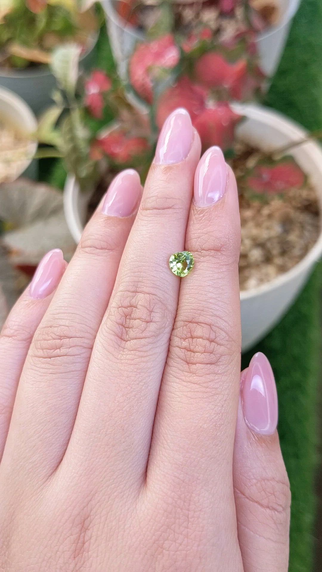 0.85 Ct. Green (Lime Green) Peridot from Pakistan Size Video