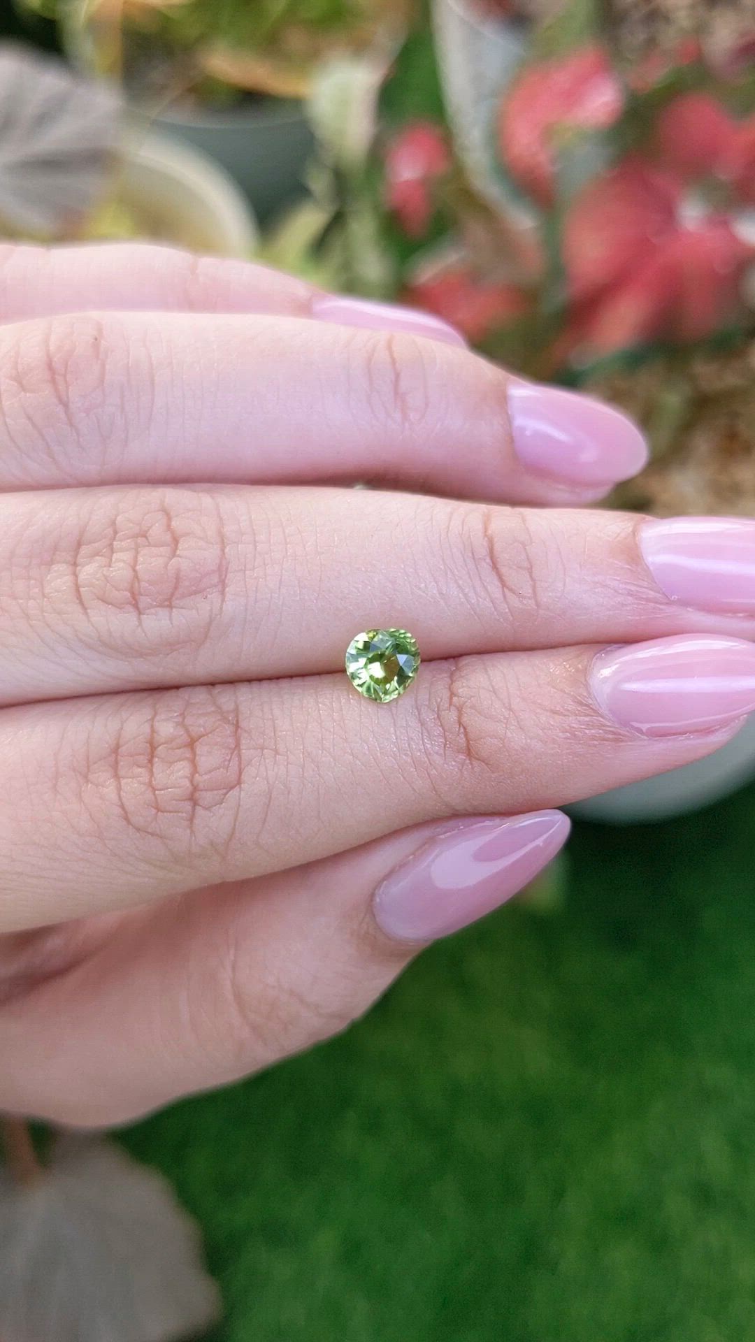 0.85 Ct. Green (Lime Green) Peridot from Pakistan Size Video