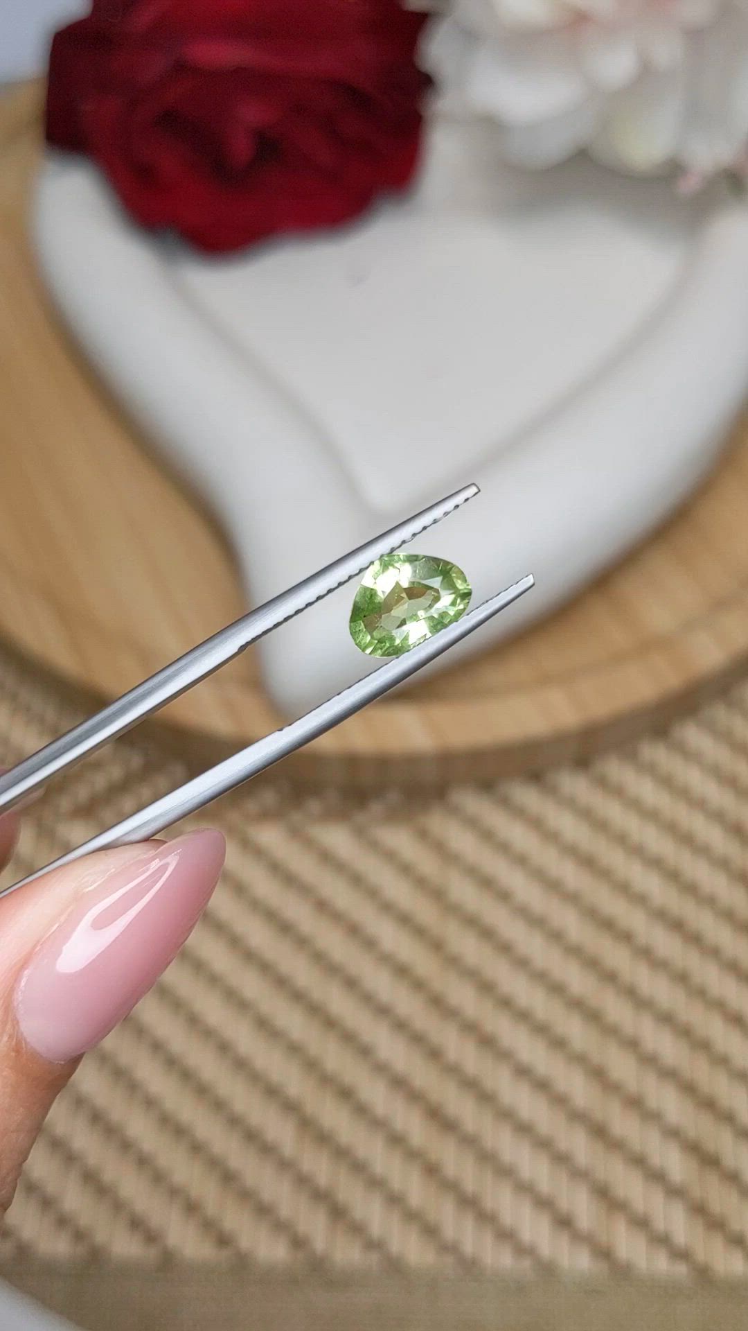 1.42 Ct. Green (Lime Green) Peridot from Pakistan Size Video