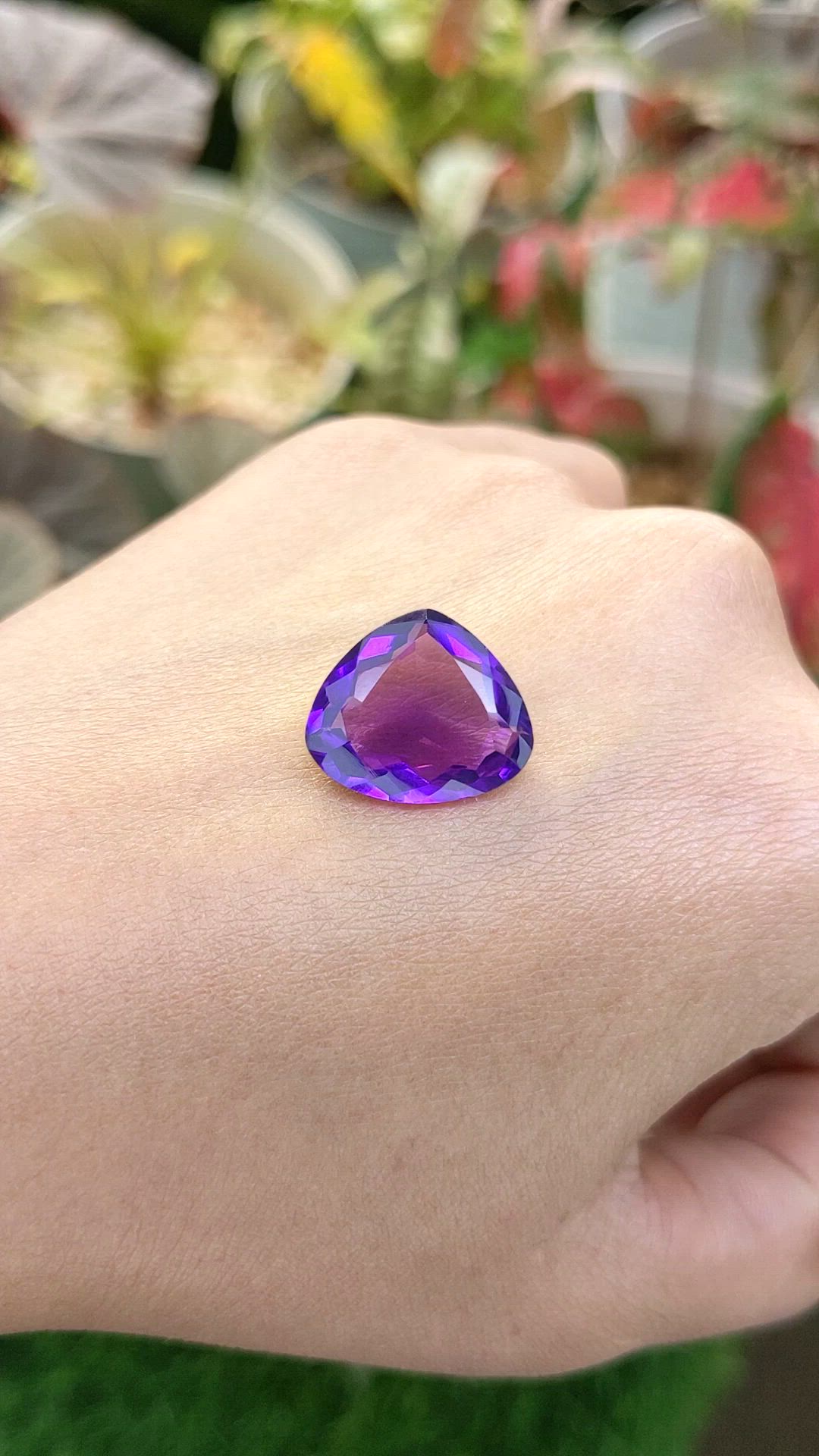 9.03 Ct. Purple Amethyst from Ceylon (Sri Lanka) Size Video