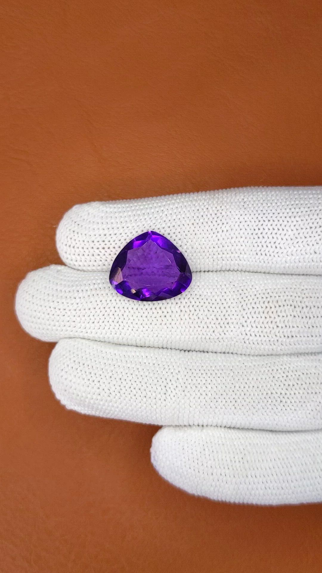 9.03 Ct. Purple Amethyst from Ceylon (Sri Lanka) Size Video