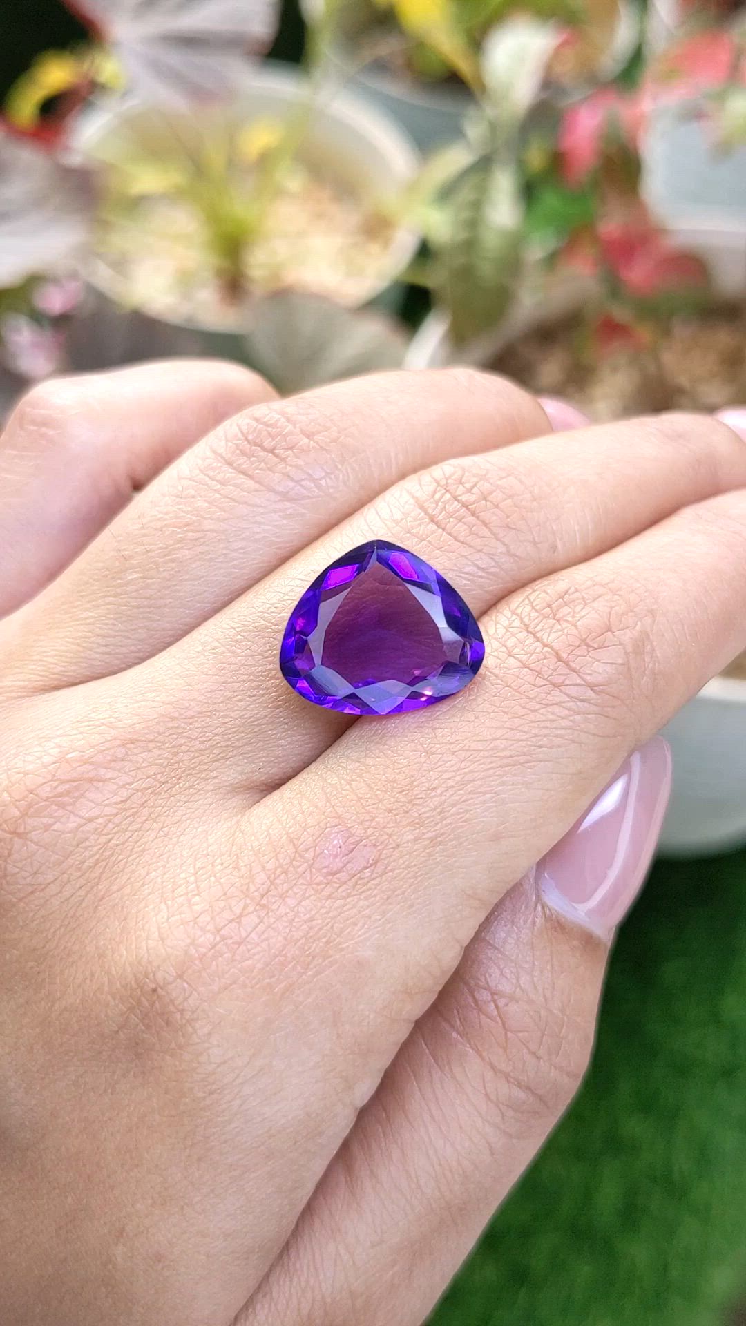 9.03 Ct. Purple Amethyst from Ceylon (Sri Lanka) Size Video