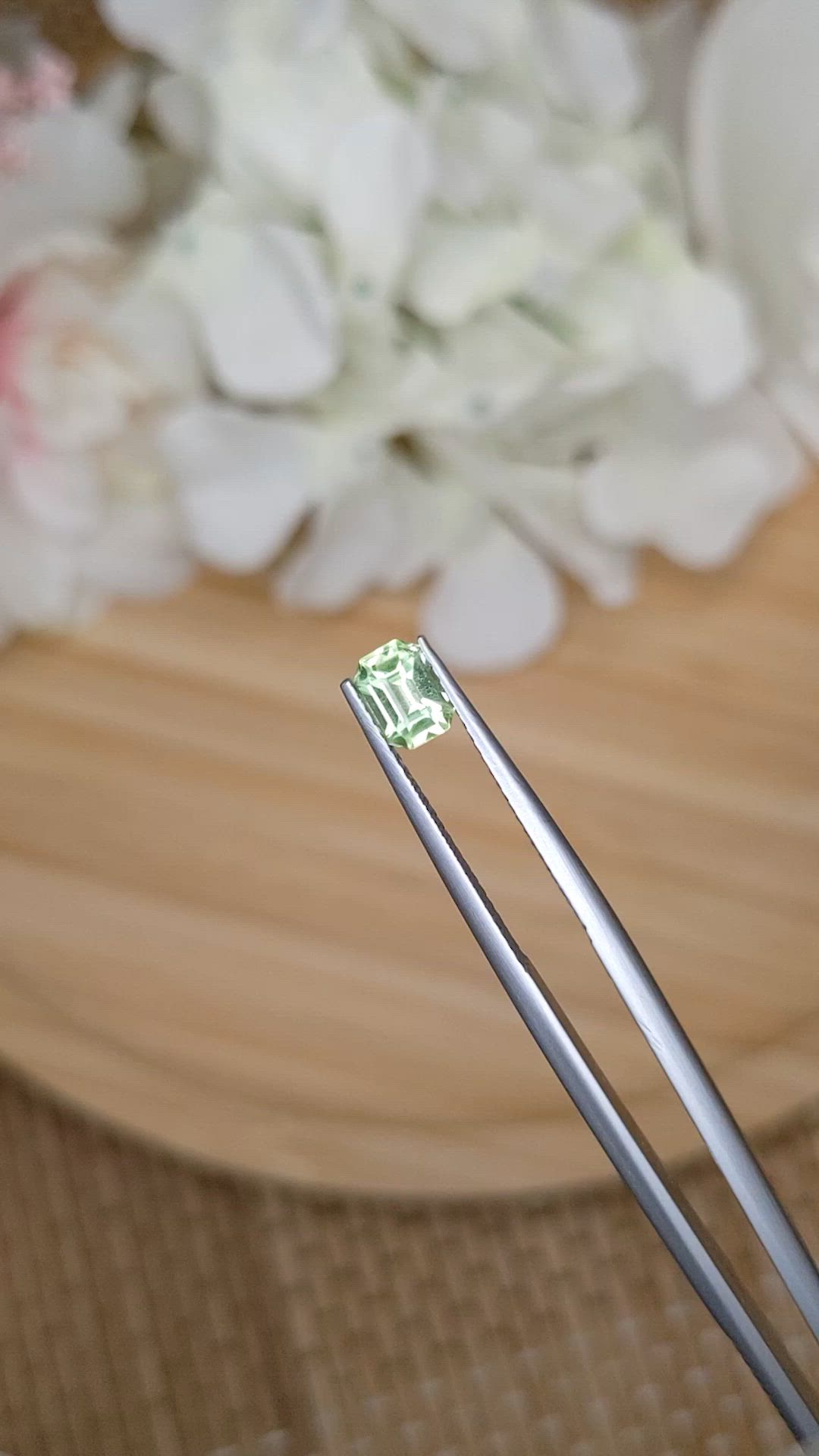 0.65 Ct. Green (Lime Green) Peridot from Pakistan Size Video