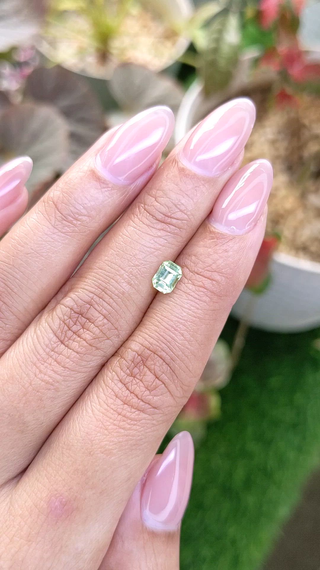 0.65 Ct. Green (Lime Green) Peridot from Pakistan Size Video
