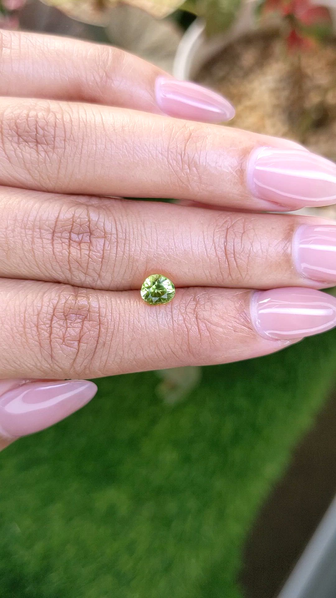 0.85 Ct. Yellowish Green Peridot from Pakistan Size Video