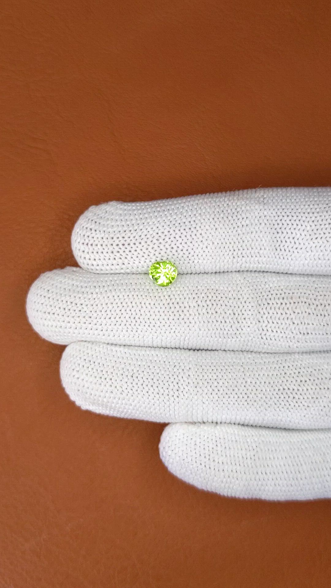 0.85 Ct. Yellowish Green Peridot from Pakistan Size Video
