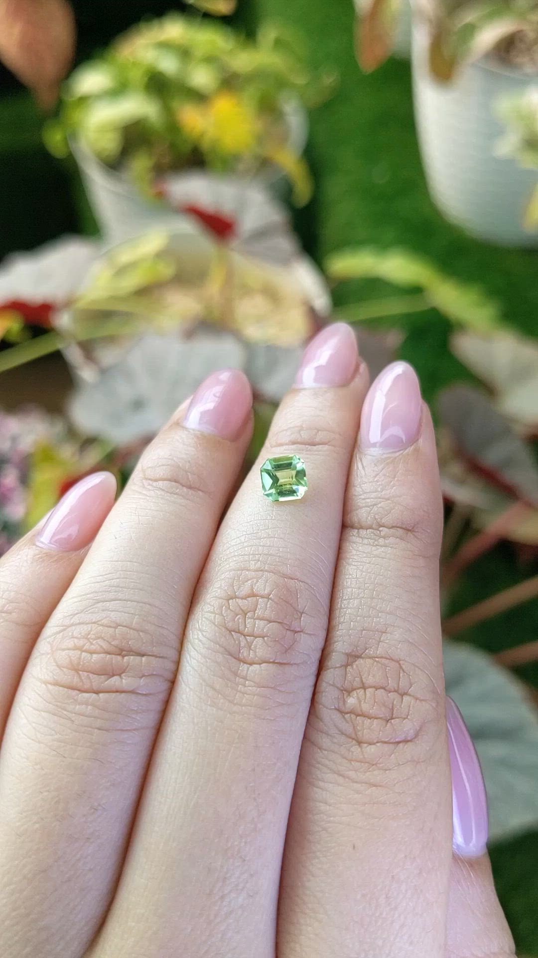 0.78 Ct. Yellowish Green Peridot from Pakistan Size Video