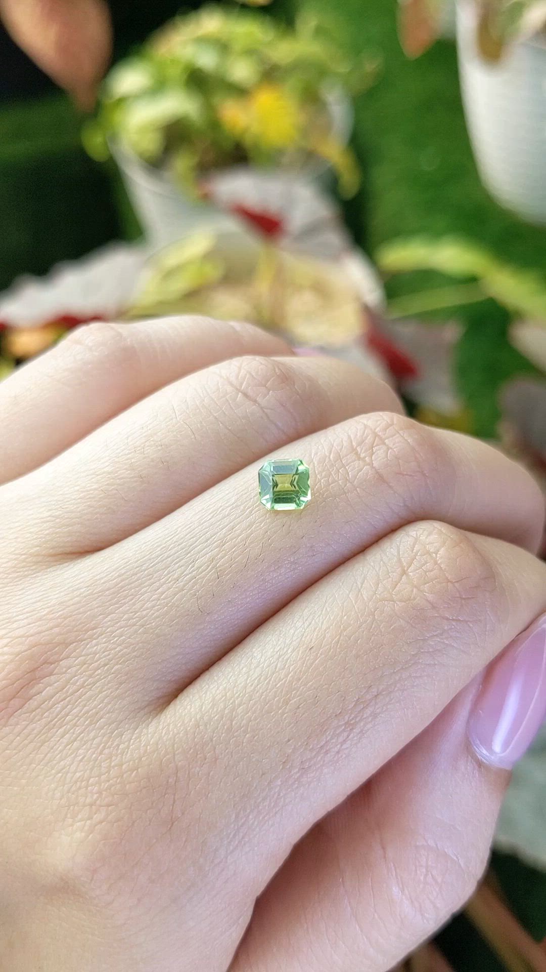 0.78 Ct. Yellowish Green Peridot from Pakistan Size Video