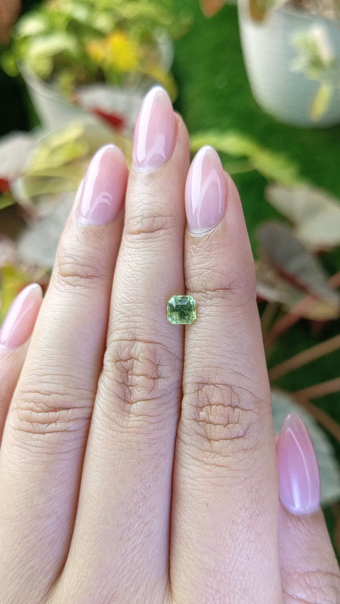 0.72 Ct. Green (Lime Green) Peridot from Pakistan Size Video