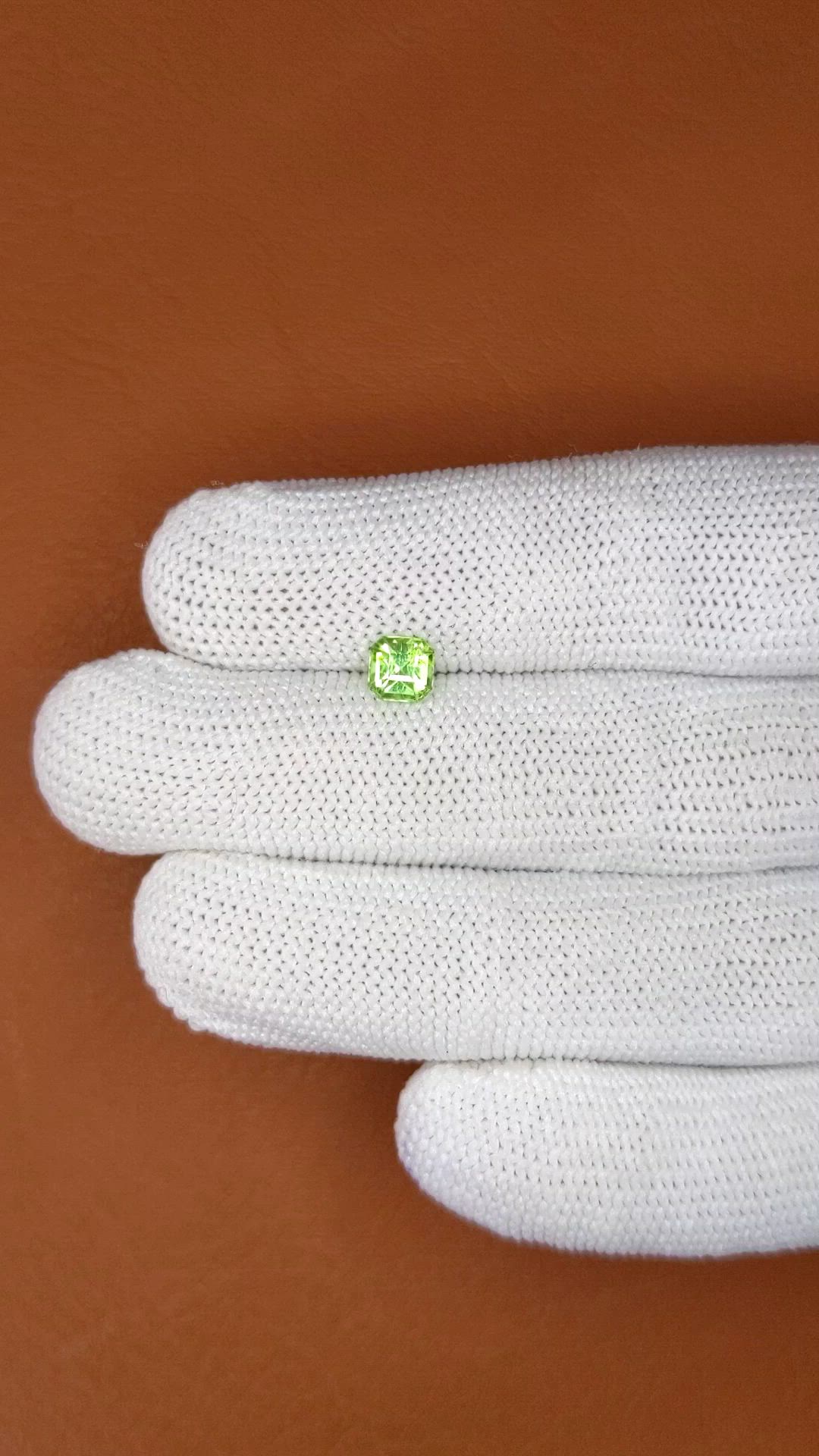 0.72 Ct. Green (Lime Green) Peridot from Pakistan Size Video