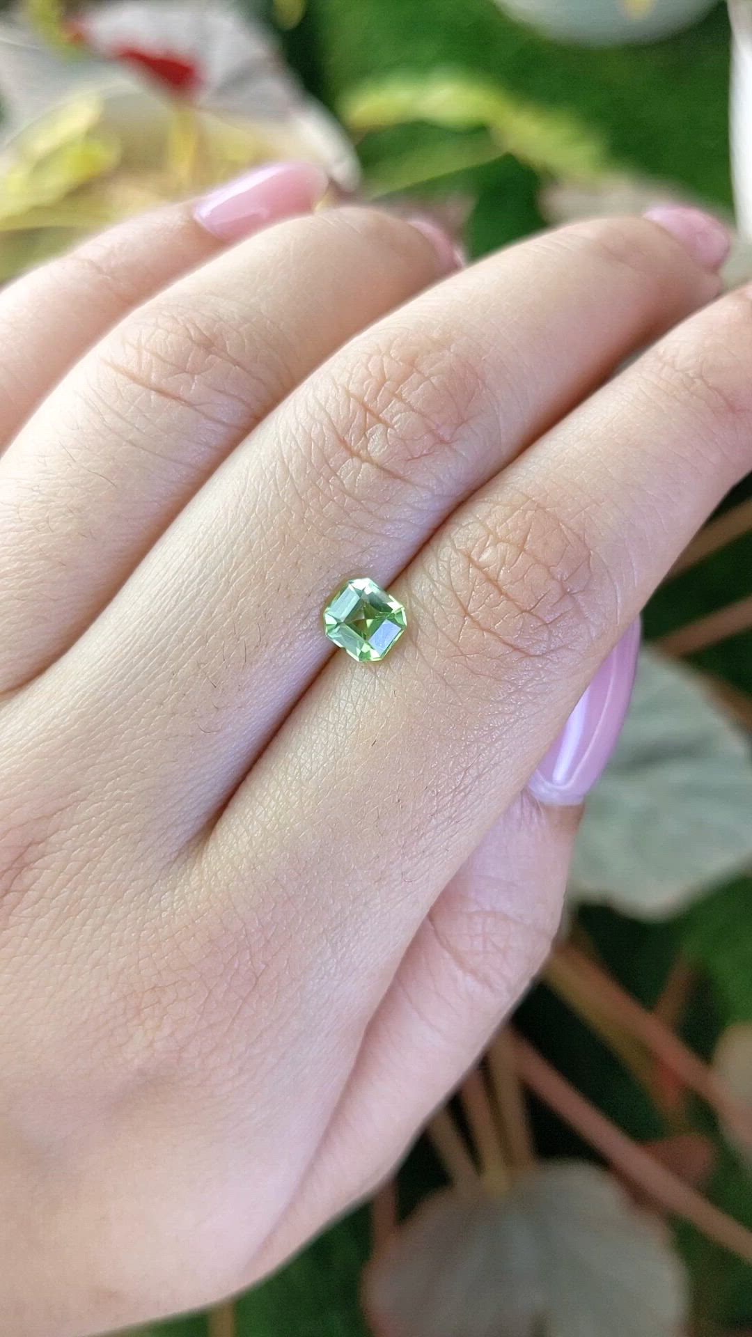 0.82 Ct. Green (Lime Green) Peridot from Pakistan Size Video