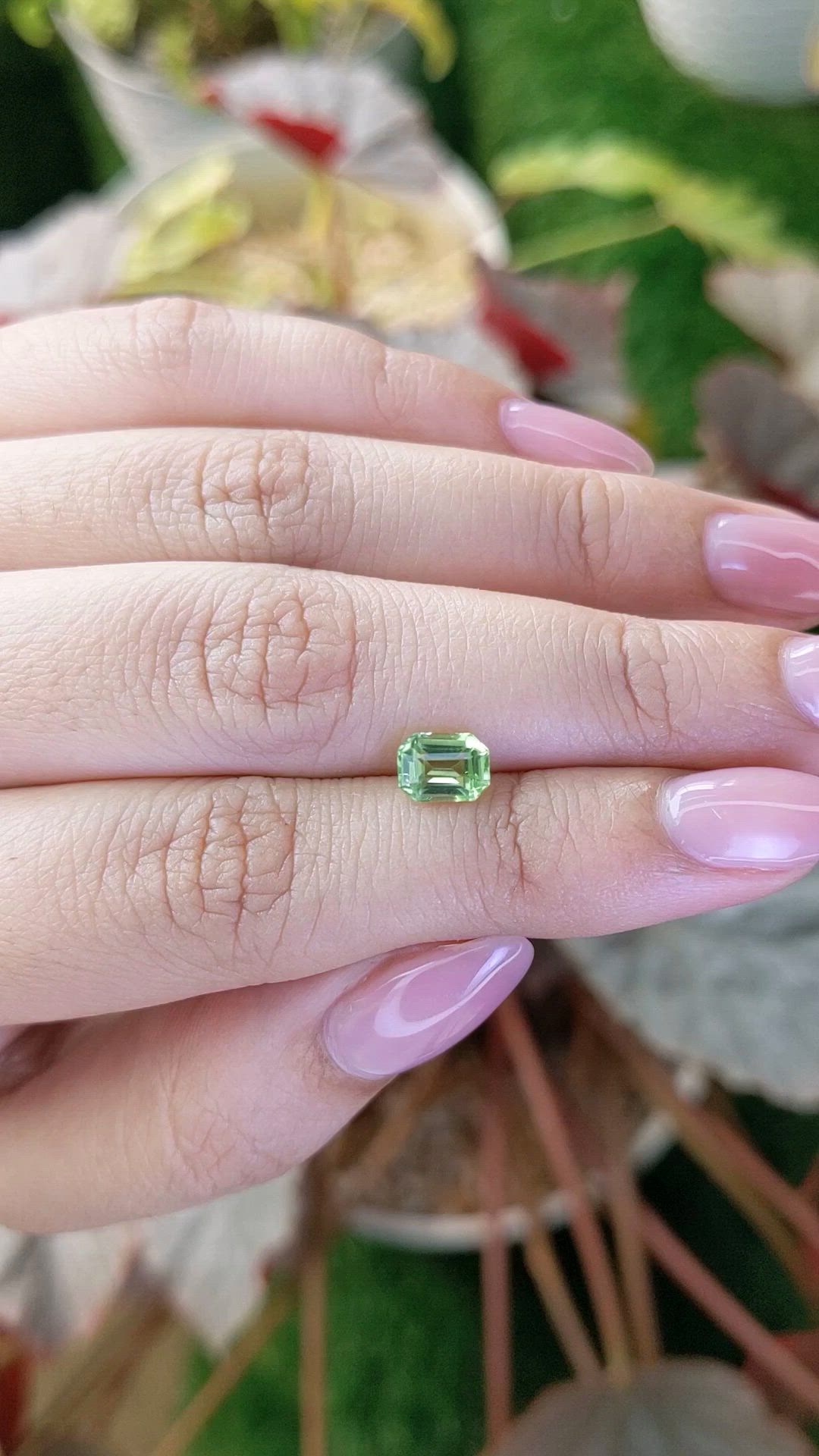1.07 Ct. Green (Lime Green) Peridot from Pakistan Size Video
