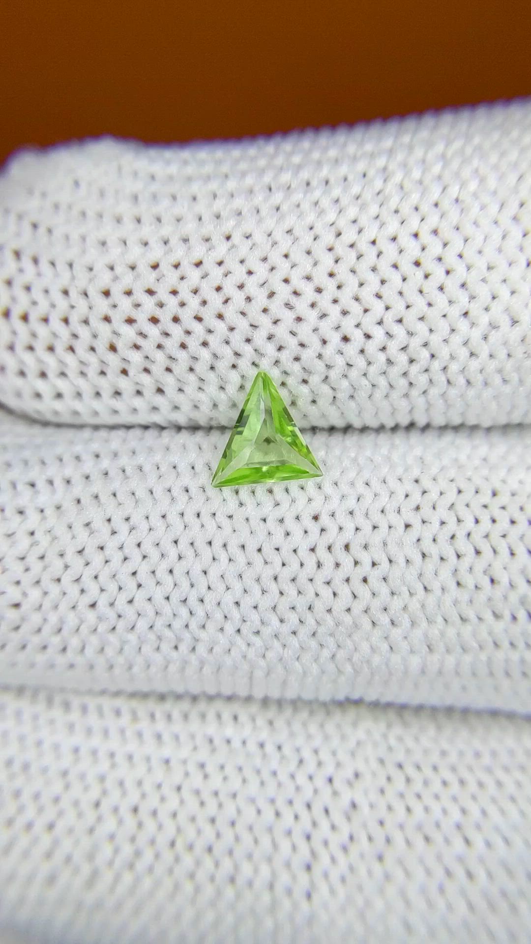 0.39 Ct. Green (Lime Green) Peridot from Pakistan Size Video