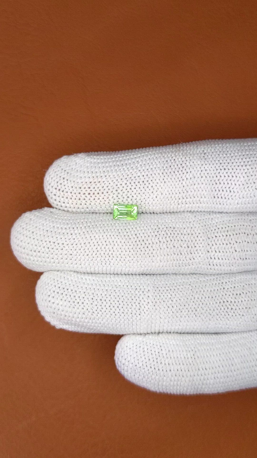 0.46 Ct. Green (Lime Green) Peridot from Pakistan Size Video