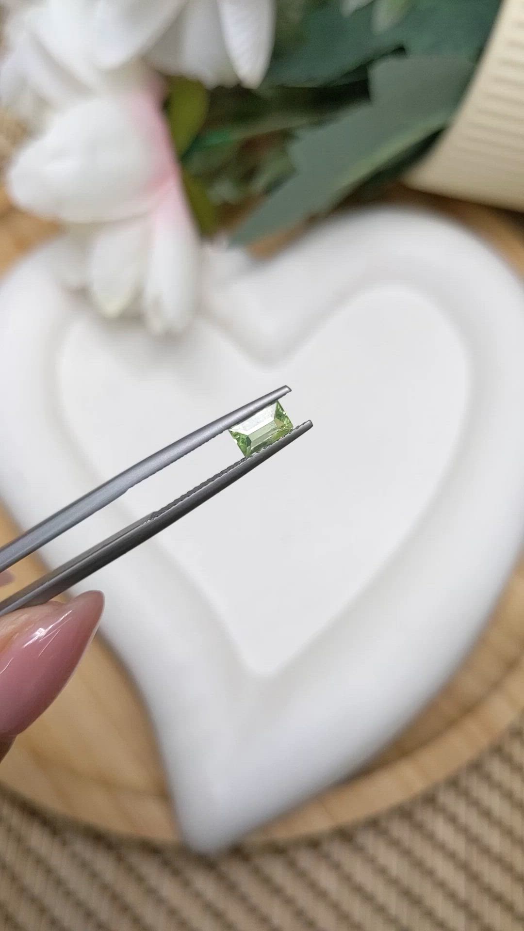 0.46 Ct. Green (Lime Green) Peridot from Pakistan Size Video