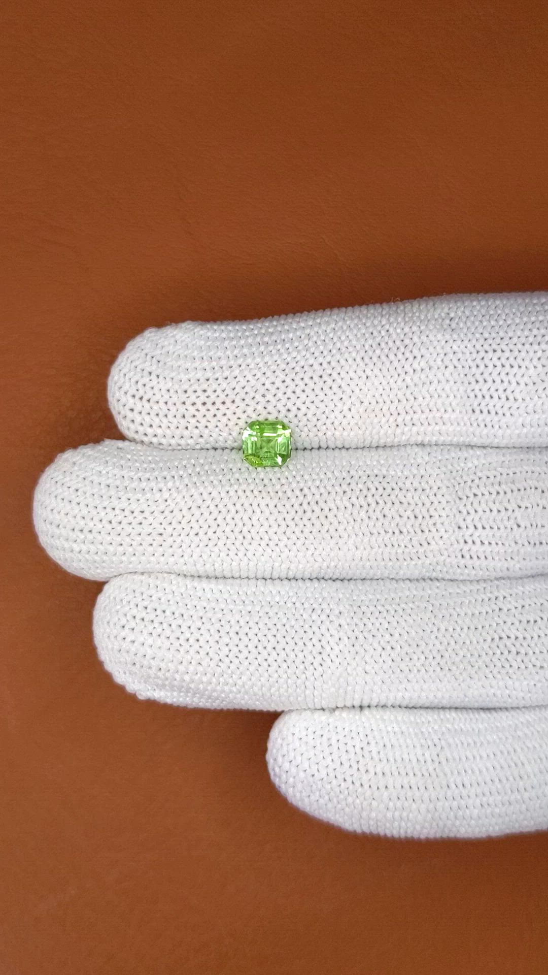 0.81 Ct. Green (Lime Green) Peridot from Pakistan Size Video