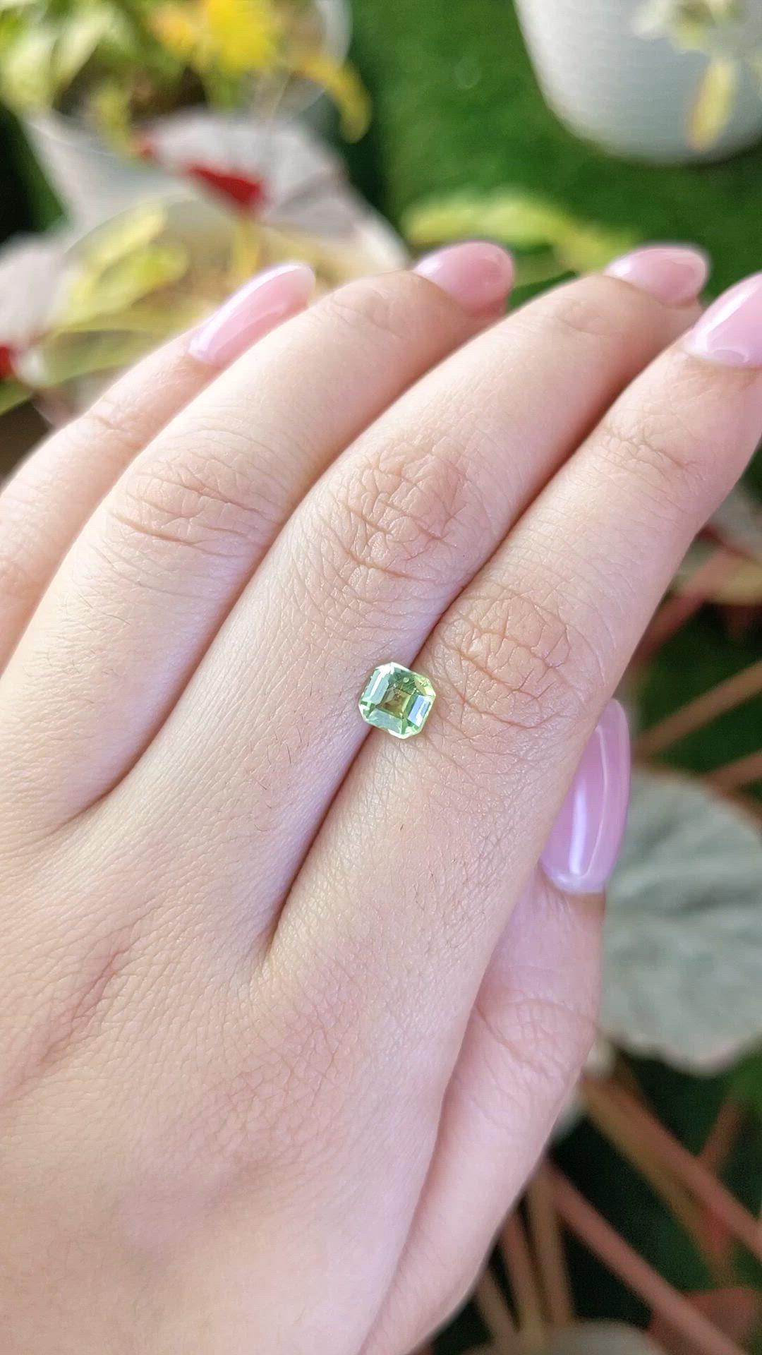 0.81 Ct. Green (Lime Green) Peridot from Pakistan Size Video