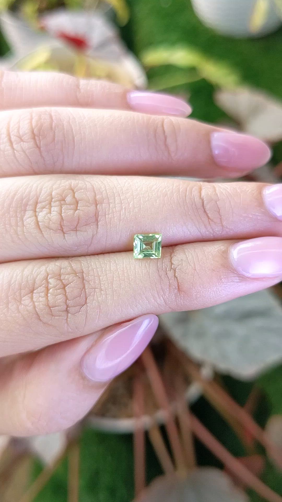 0.56 Ct. Green (Lime Green) Peridot from Pakistan Size Video