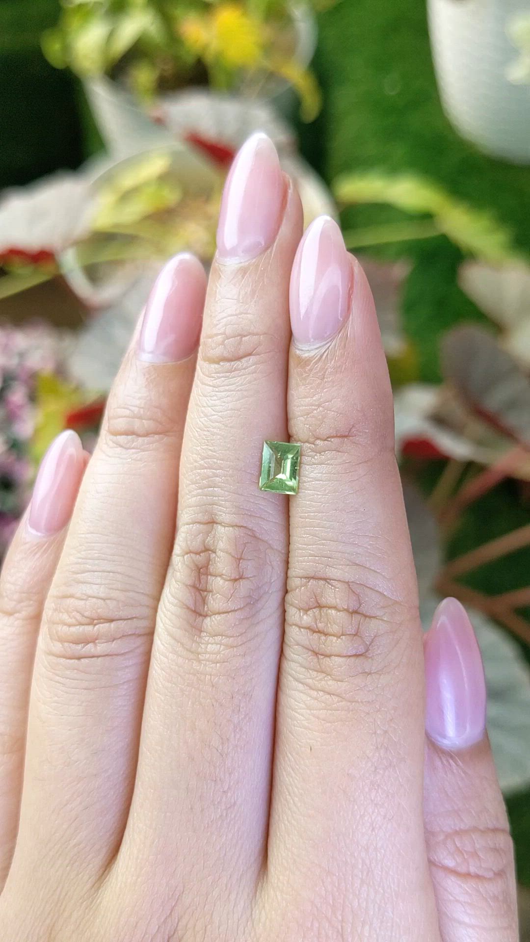 0.65 Ct. Green (Lime Green) Peridot from Pakistan Size Video