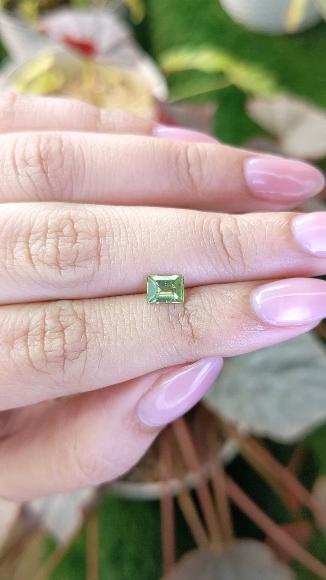 0.65 Ct. Green (Lime Green) Peridot from Pakistan Size Video