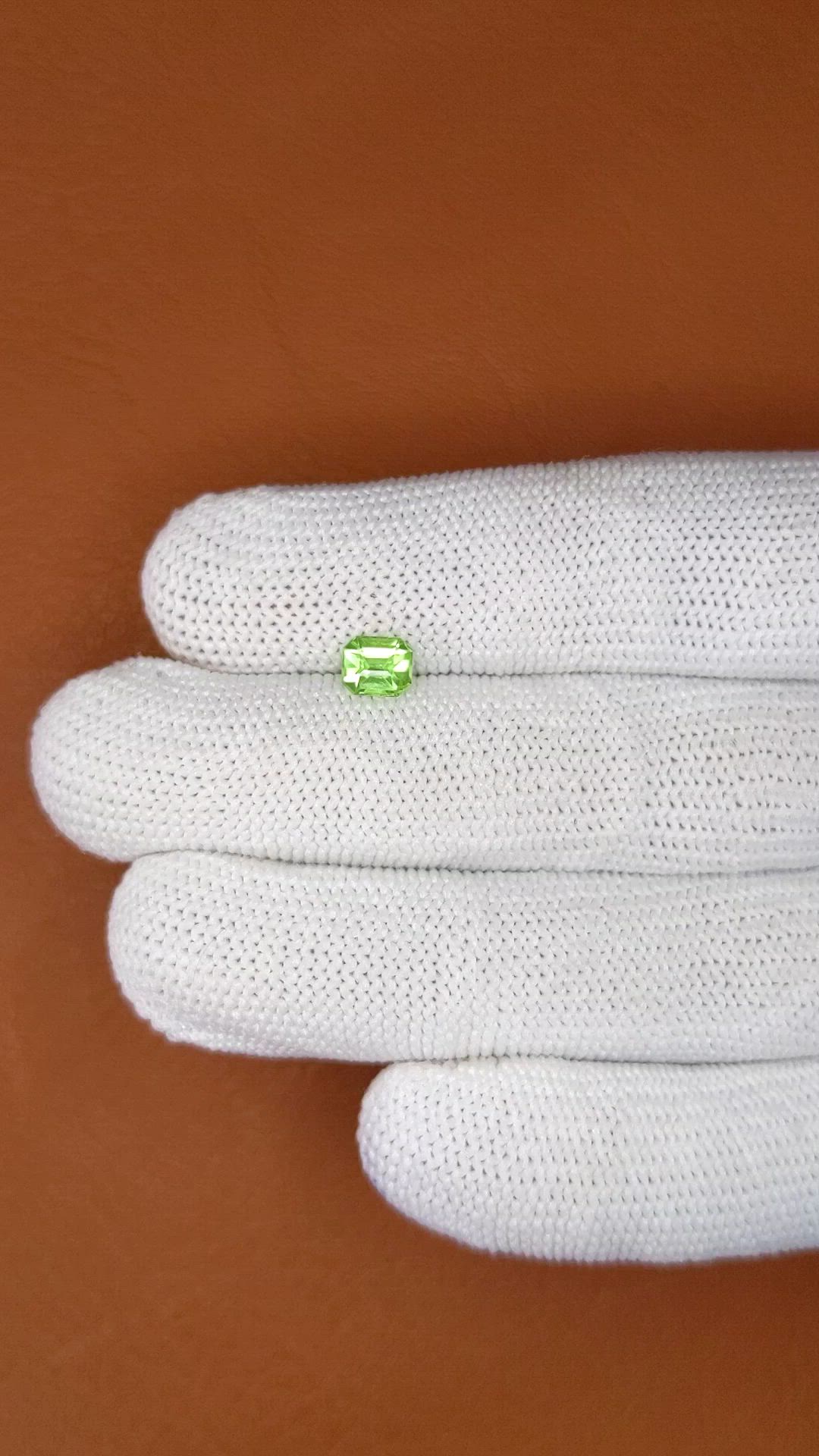 0.67 Ct. Green (Lime Green) Peridot from Pakistan Size Video
