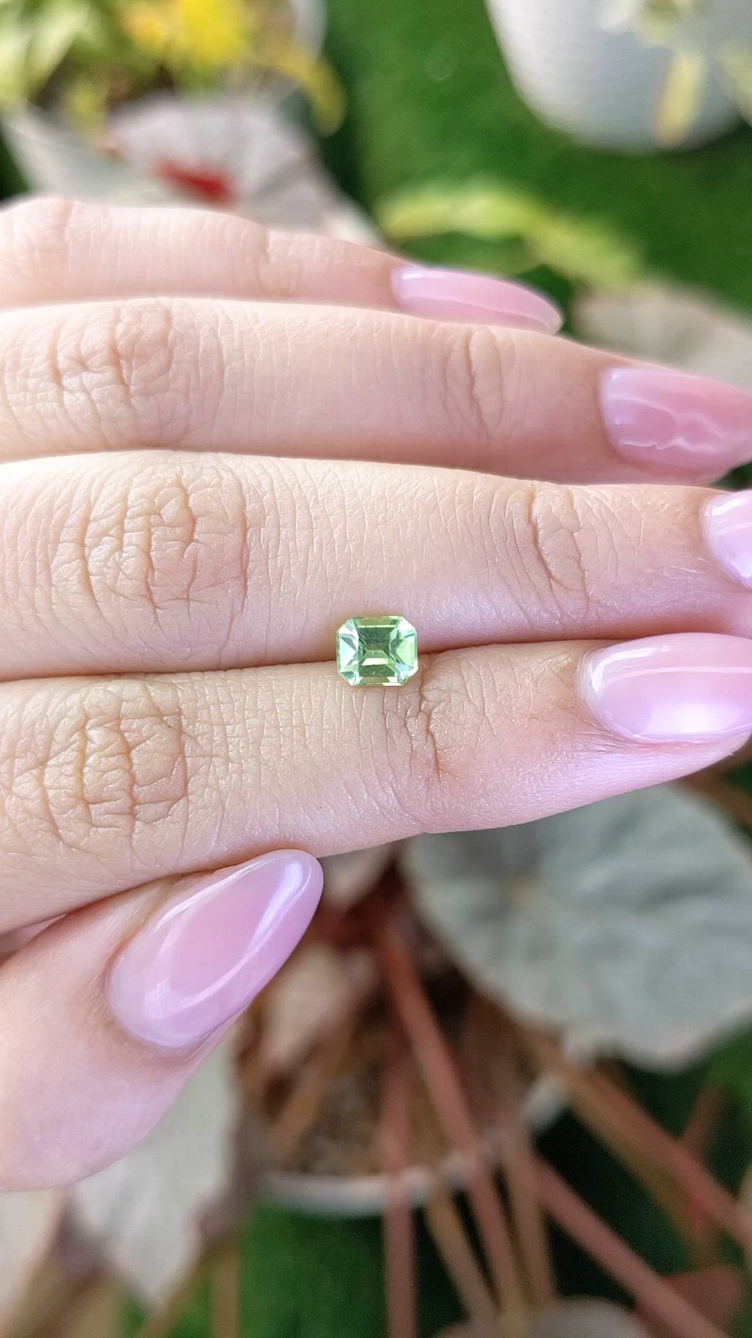 0.67 Ct. Green (Lime Green) Peridot from Pakistan Size Video