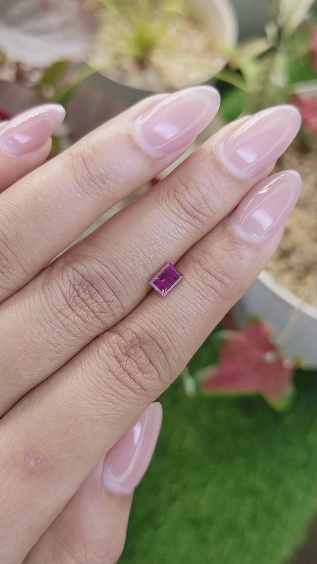 0.75 Ct. Purplish Pink Rhodolite Garnet from Ceylon (Sri Lanka) Size Video
